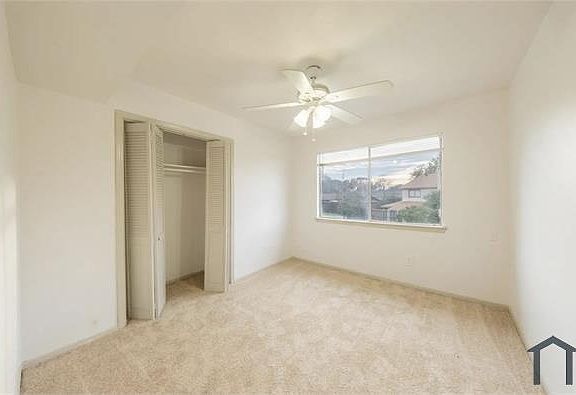 4th image of 212 Trellis Pl