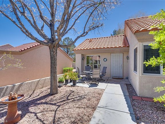 3rd image of 9629 Blue Bell Dr