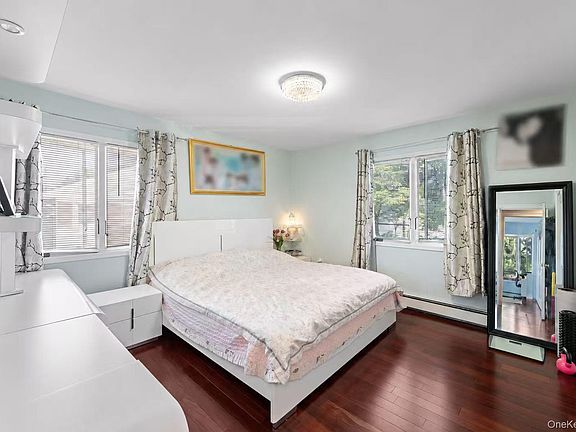 2nd image of 24 Holly Lane