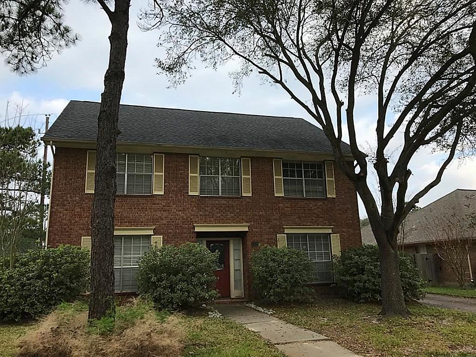 1st image of 2118 Amber Glen Ln
