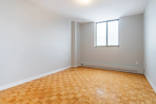30 Livonia Pl — Photo 13