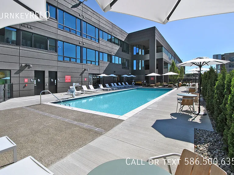375 Kirts Blvd #106 — Photo 22