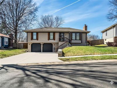 801 SW 29th St, Blue Springs, MO, 64015