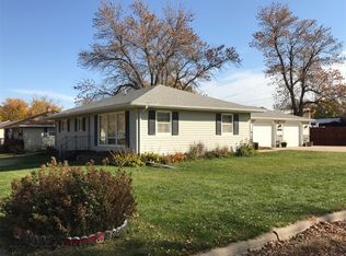 133 S Park St NE, Wagner, SD 57380