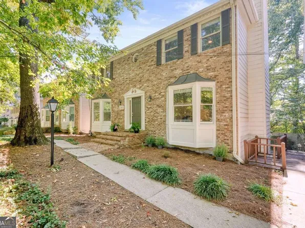 2380 Defoors Ferry Rd NW, Atlanta, GA 30318