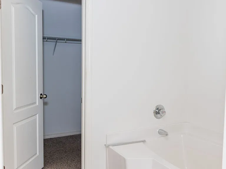 25759 Keldon Ct — Photo 30