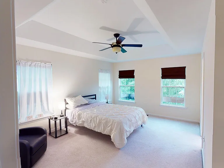 206 Concord Pl — Photo 23