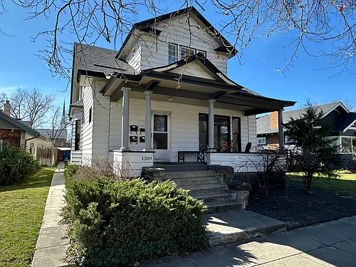 1309 W Hays St Photo 1