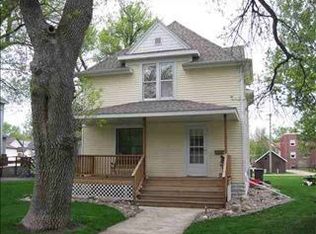 236 Harvey St, Tracy, MN 56175