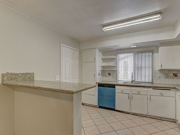 4th image of 5624 W Twain Ave