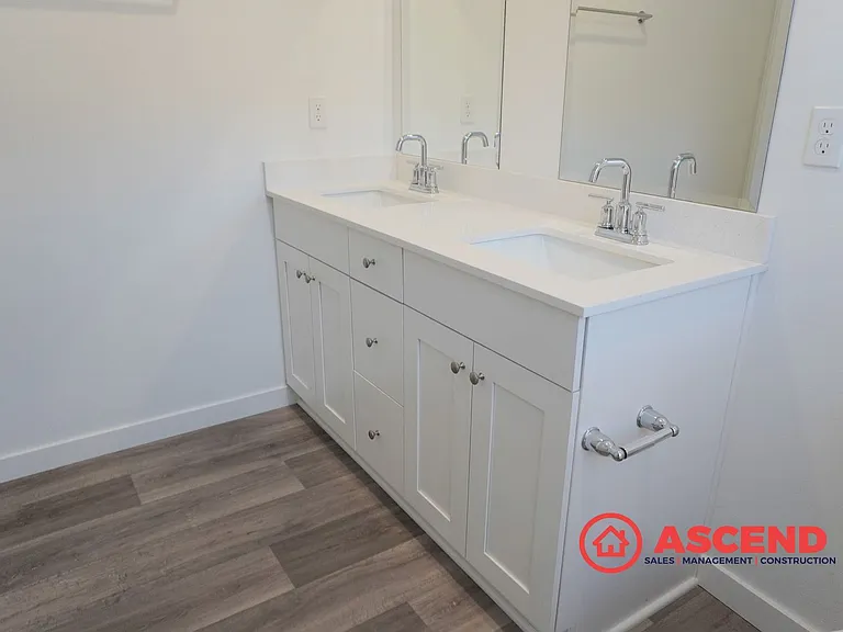 8206 Wandesford Dr — Photo 20