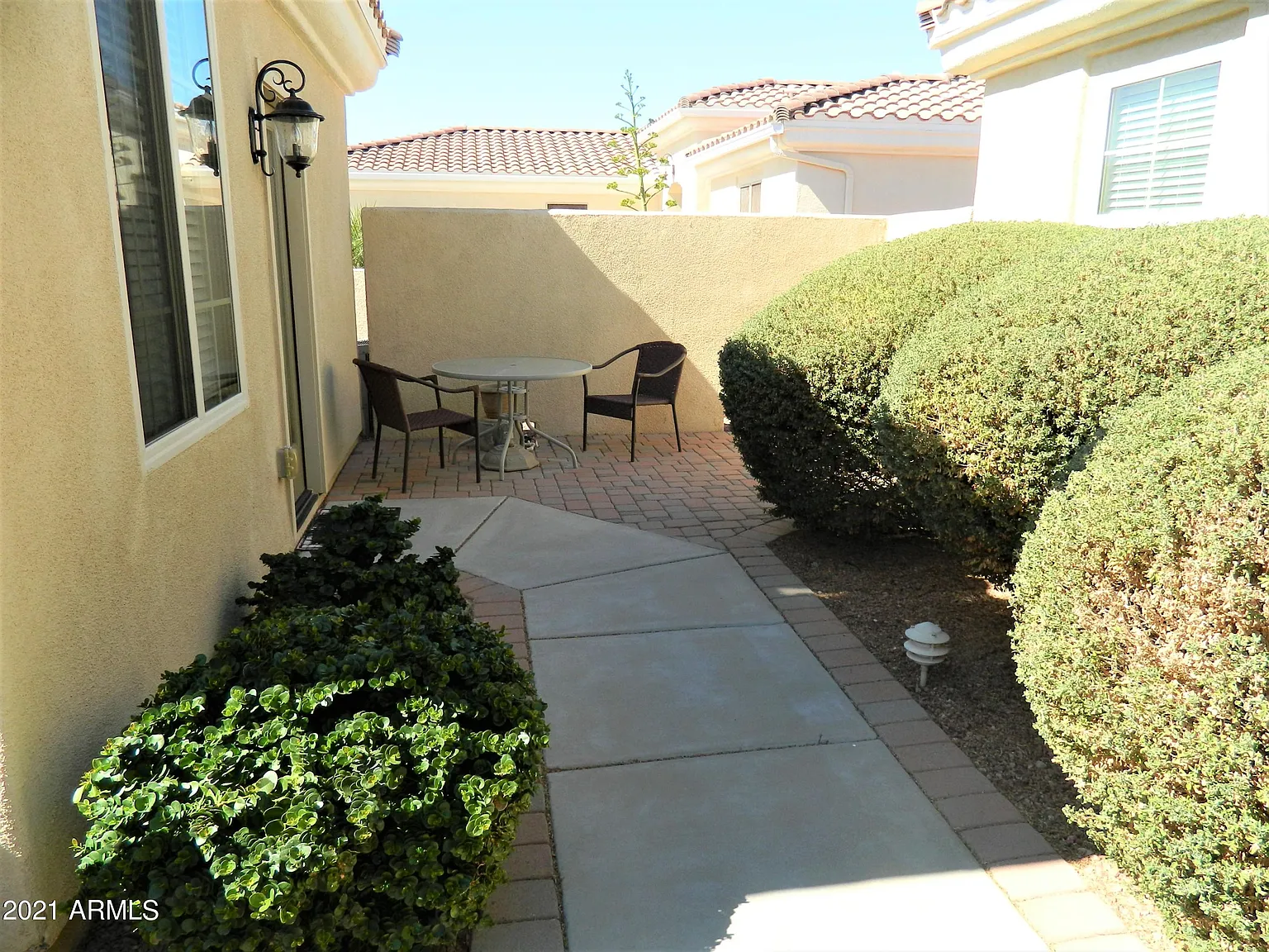 2 bed, 1.5 bath, 1351 sqft, $3,950 — Photo 3