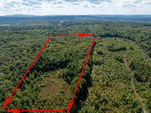 000 Merriam Road, Belfast, ME 04915