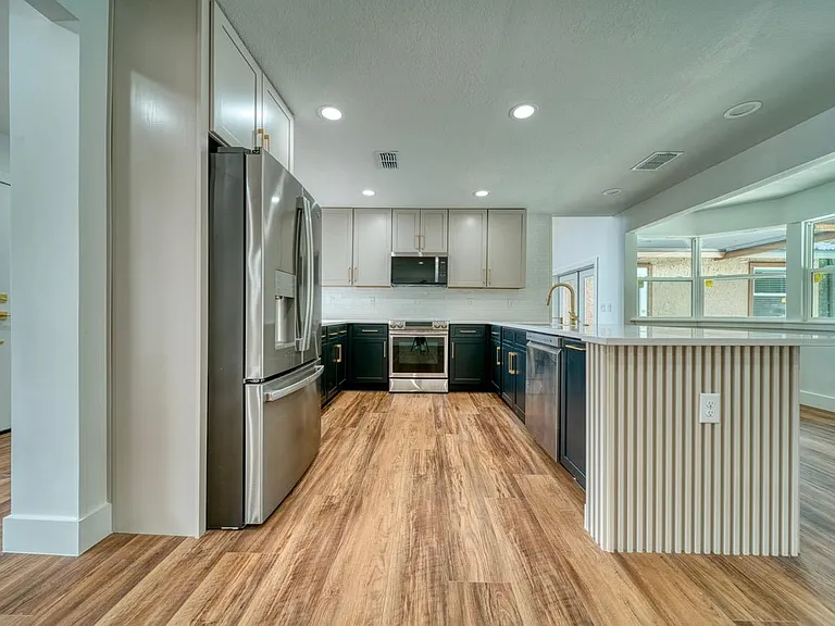 1542 Sugarwood Cir — Photo 4