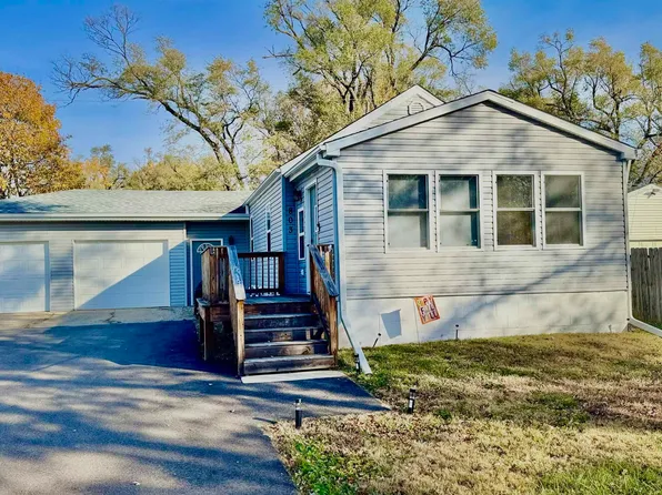 803 E Tripp Ave, Peoria, IL 61603