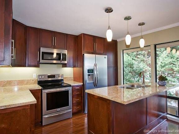 New custom kitchen
