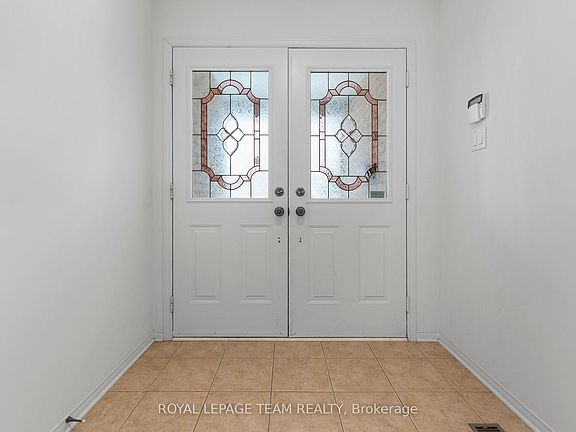 3rd image of 13 Melville Rd