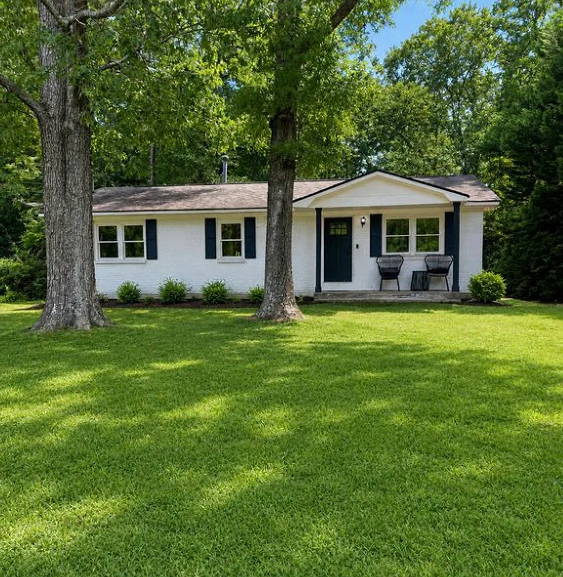 3 bed, 1158 sqft, $2,100 — Photo 1