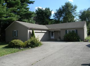 431 Walnutview Dr, Sunbury, OH