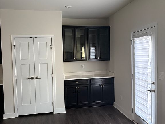 5th image of 1118 Newell Towns Ln