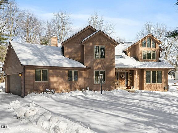 2nd image of 99 Boyack Road
