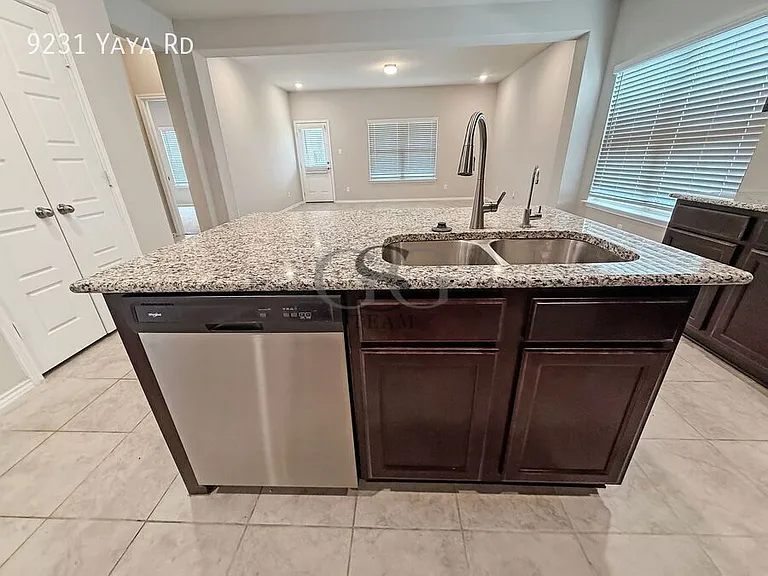 9231 Yaya Rd — Photo 20