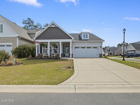 2nd image of 61 Chickadee Way