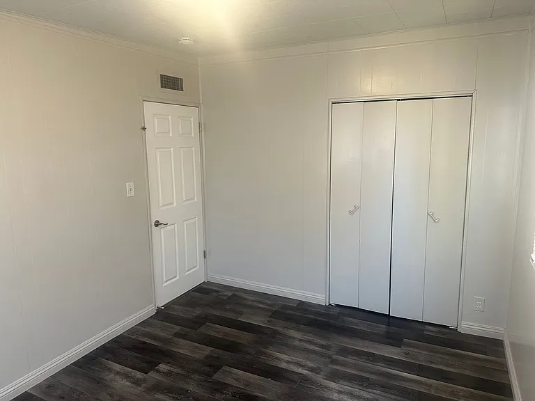 1315 Oakwood Ave — Photo 36