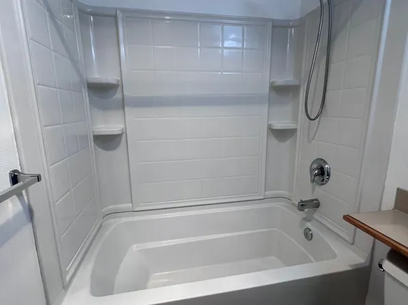 7602 Concord Ln NE Ste C101, Bremerton, WA 98311