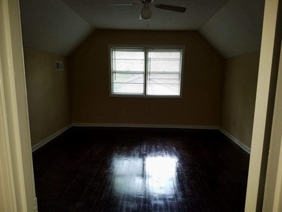 1st image of 5071 Dianne Dr