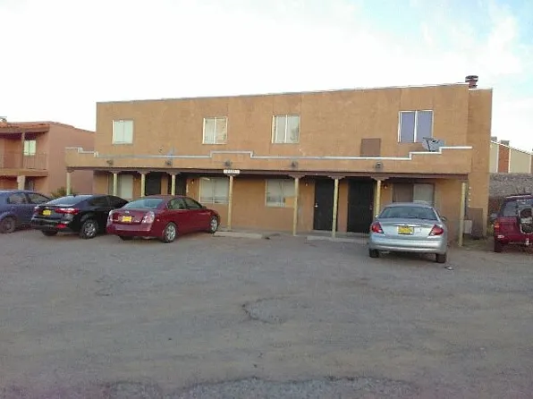 2329 Sambrano Ave, Las Cruces, NM 88001
