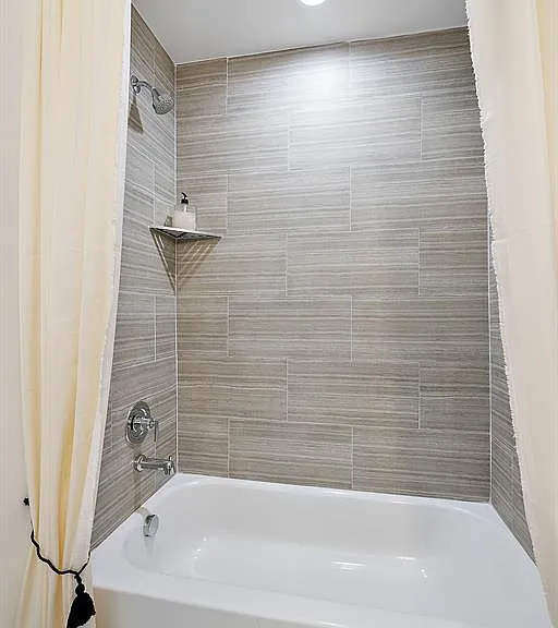 5931 Stella Dr — Photo 20