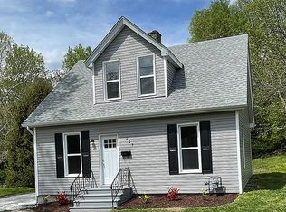 227 W Johnson St, Collinsville, IL 62234
