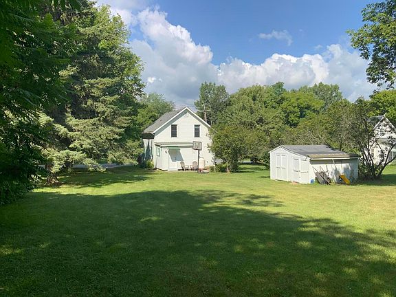 2nd image of 804 Union Rd