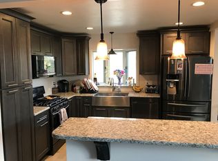 181 Somerset Dr, Brooklyn, MI 49230