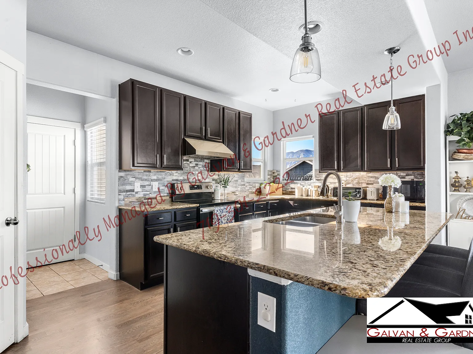 4 bed, 3.5 bath, 3366 sqft, $2,850 — Photo 4