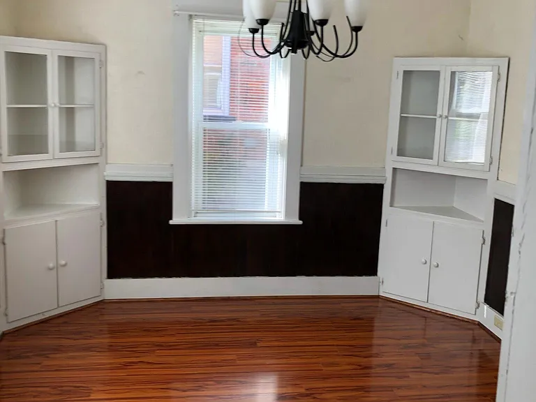 315 Madison Ave — Photo 10