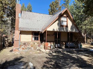 525 Elysian Blvd, Big Bear City, CA 92314