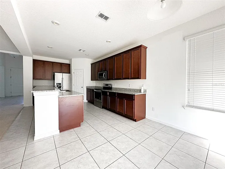 1450 Juniper Hammock St — Photo 12