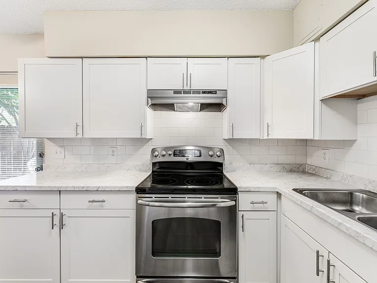 500 Paragon Mills Rd #B1 — Photo 16