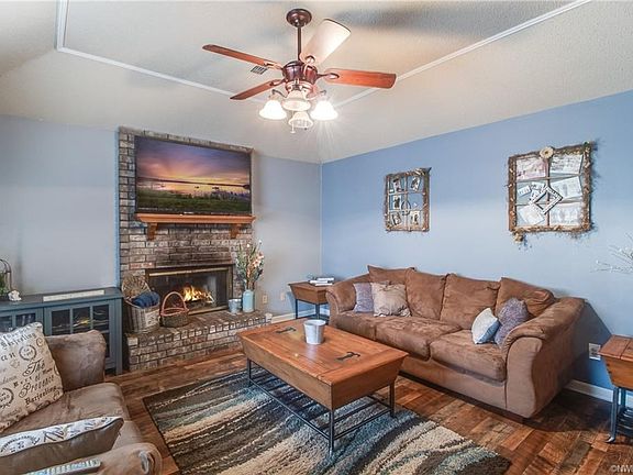5th image of 5446 Claire Ct