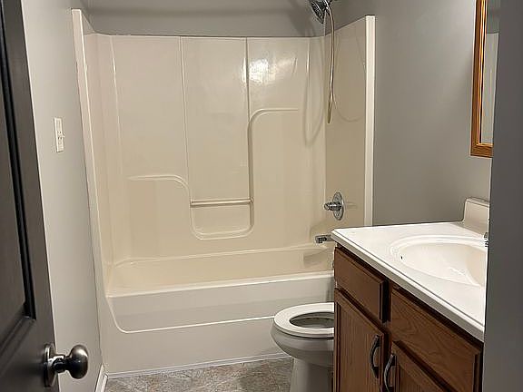 5th image of 9157 Black Rabbit Rd