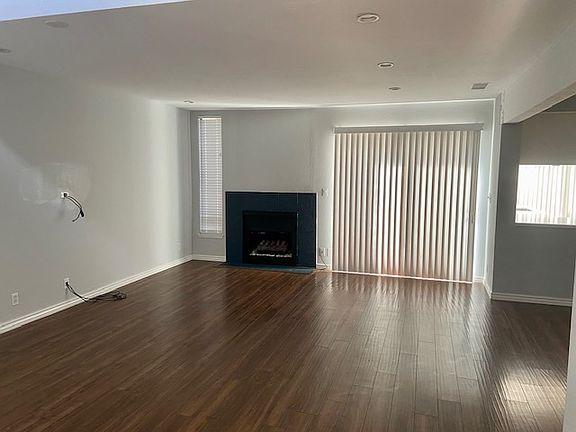 5th image of 1679 White Creek Ln