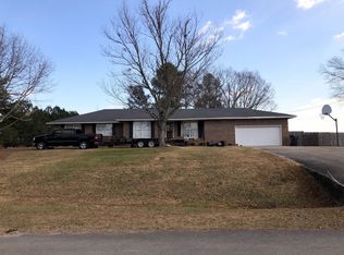 8 Baker Rd, Hartselle, AL 35640