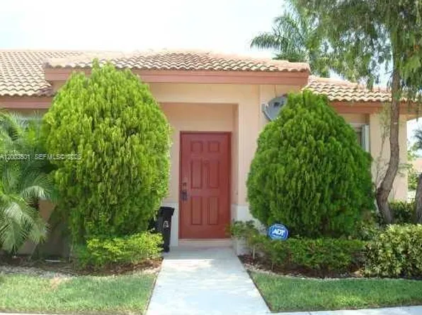 20841 NW 2nd St, Hollywood, FL 33029