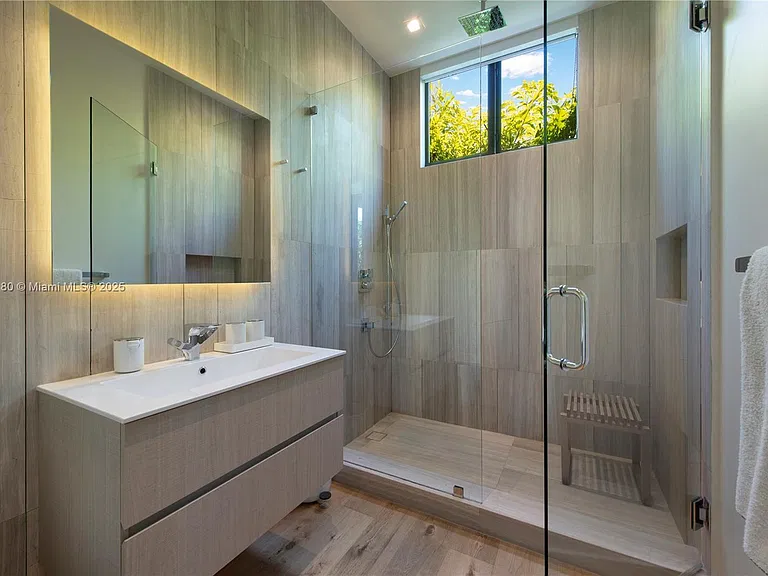 8055 Noremac Ave — Photo 33