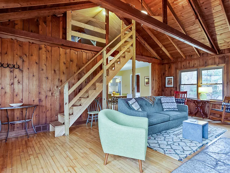 3848 Academy Rd — Photo 10