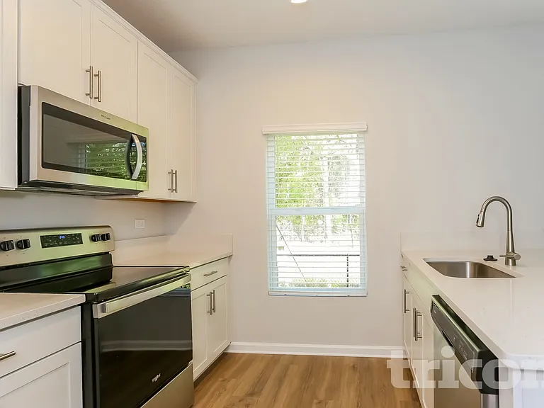 2077 Dutton Island Oaks Way — Photo 5