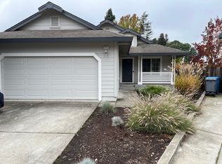 345 School St, Healdsburg, CA 95448