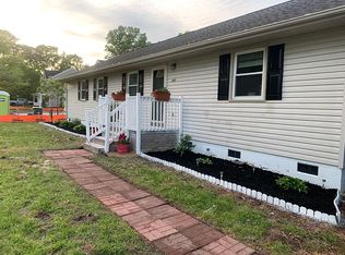 1332 Butts Station Rd, Chesapeake, VA 23320